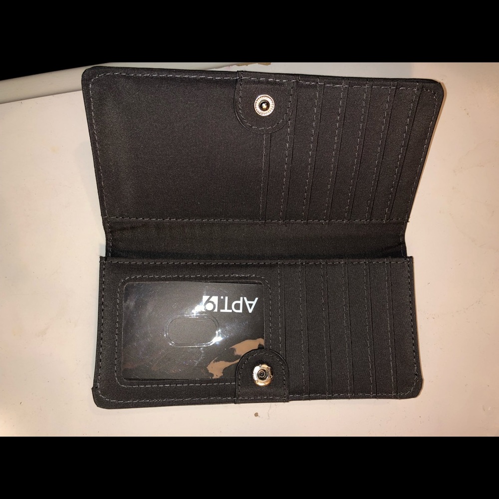 Gray wallet - Picture 2 of 3